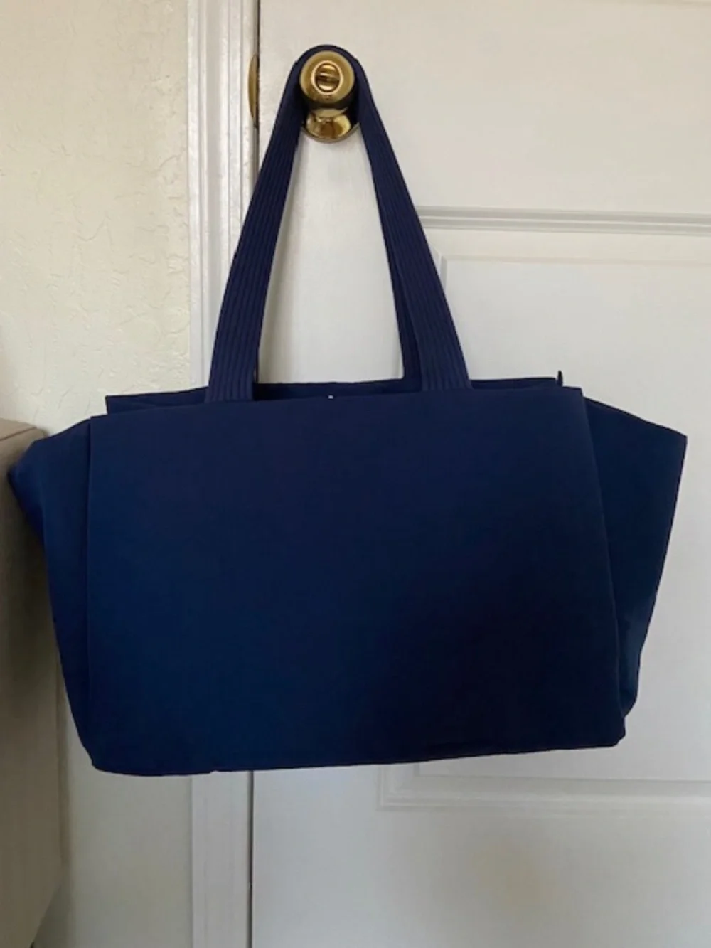 Lululemon Triple Compartment Tote Bag 18L